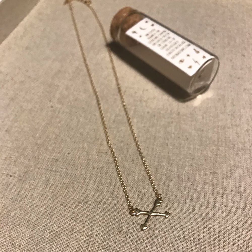 Kris Nations Arrow Necklace